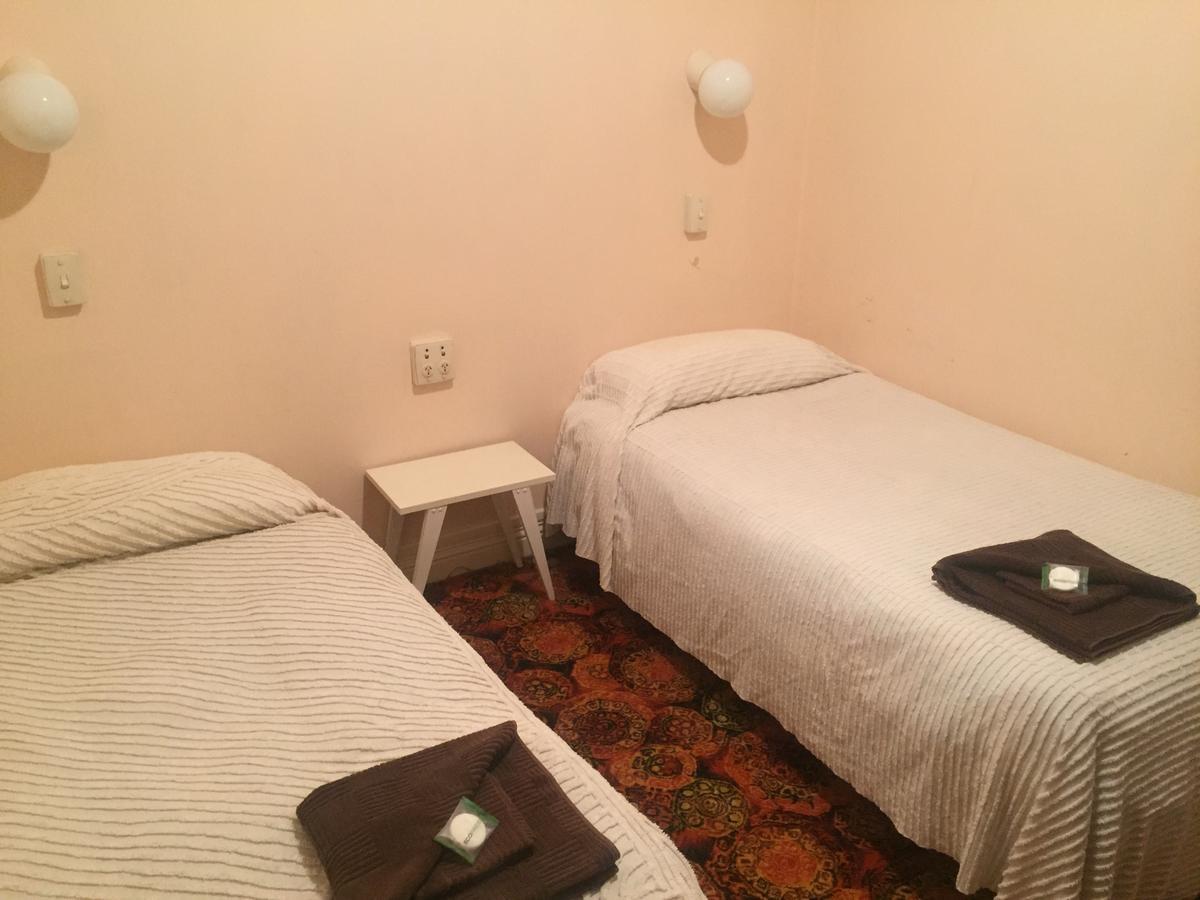 White Hart Hotel Hawera Esterno foto